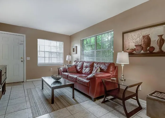 Glendale Getaway Prime Brandon Location